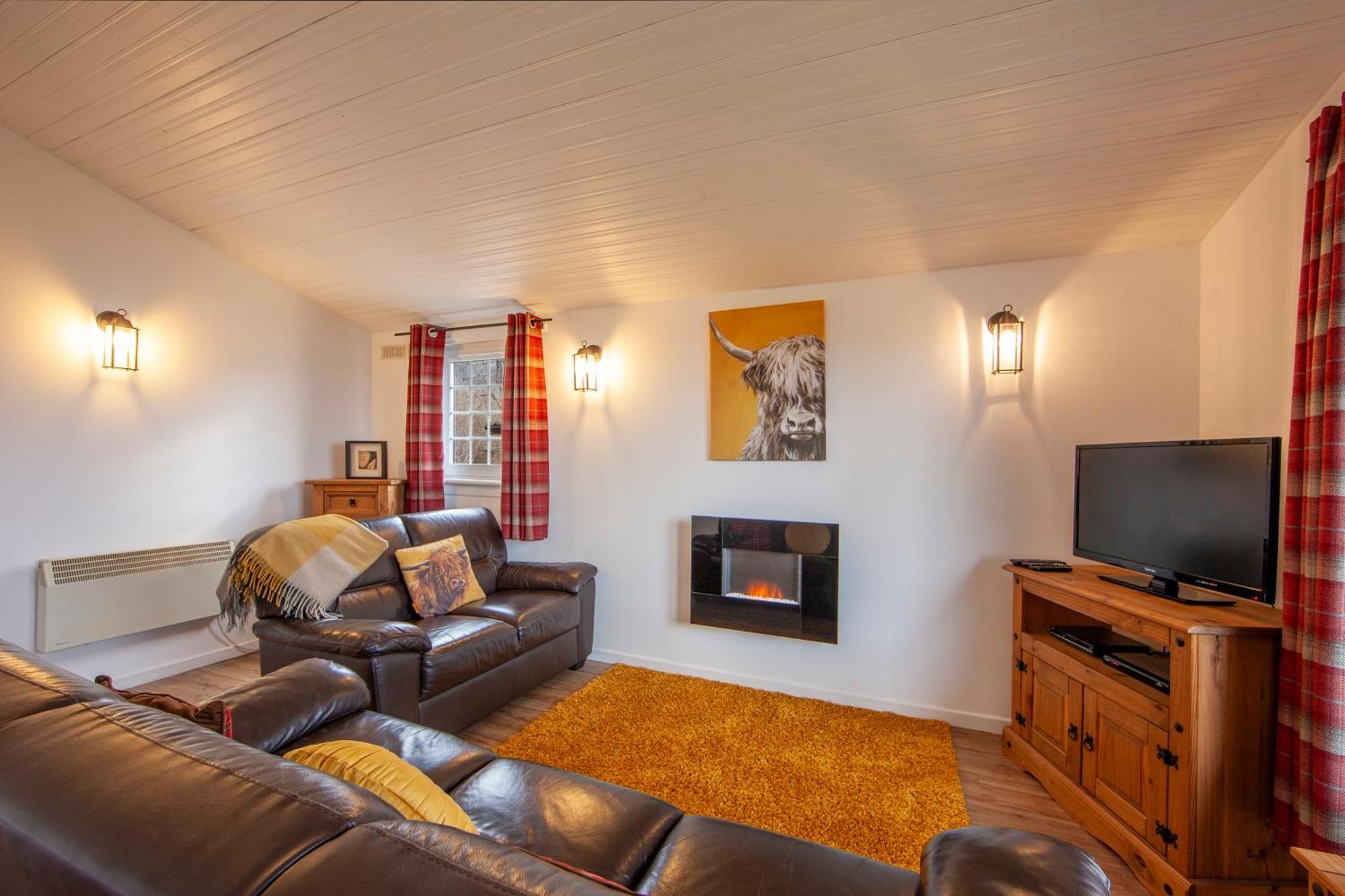 Appin Holiday Homes -Caravans, Lodges, Shepherds Hut And Train Carriage Stays Exterior photo