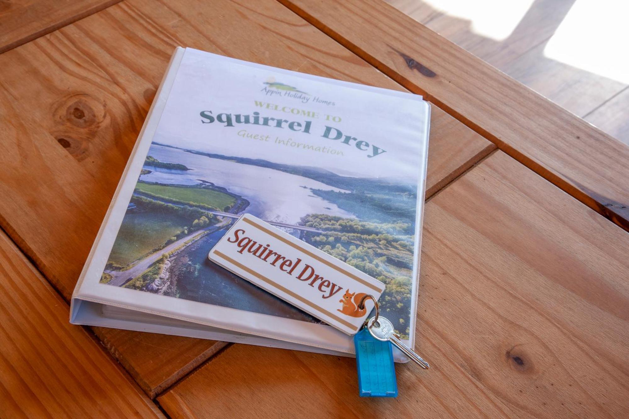 Appin Holiday Homes -Caravans, Lodges, Shepherds Hut And Train Carriage Stays Exterior photo