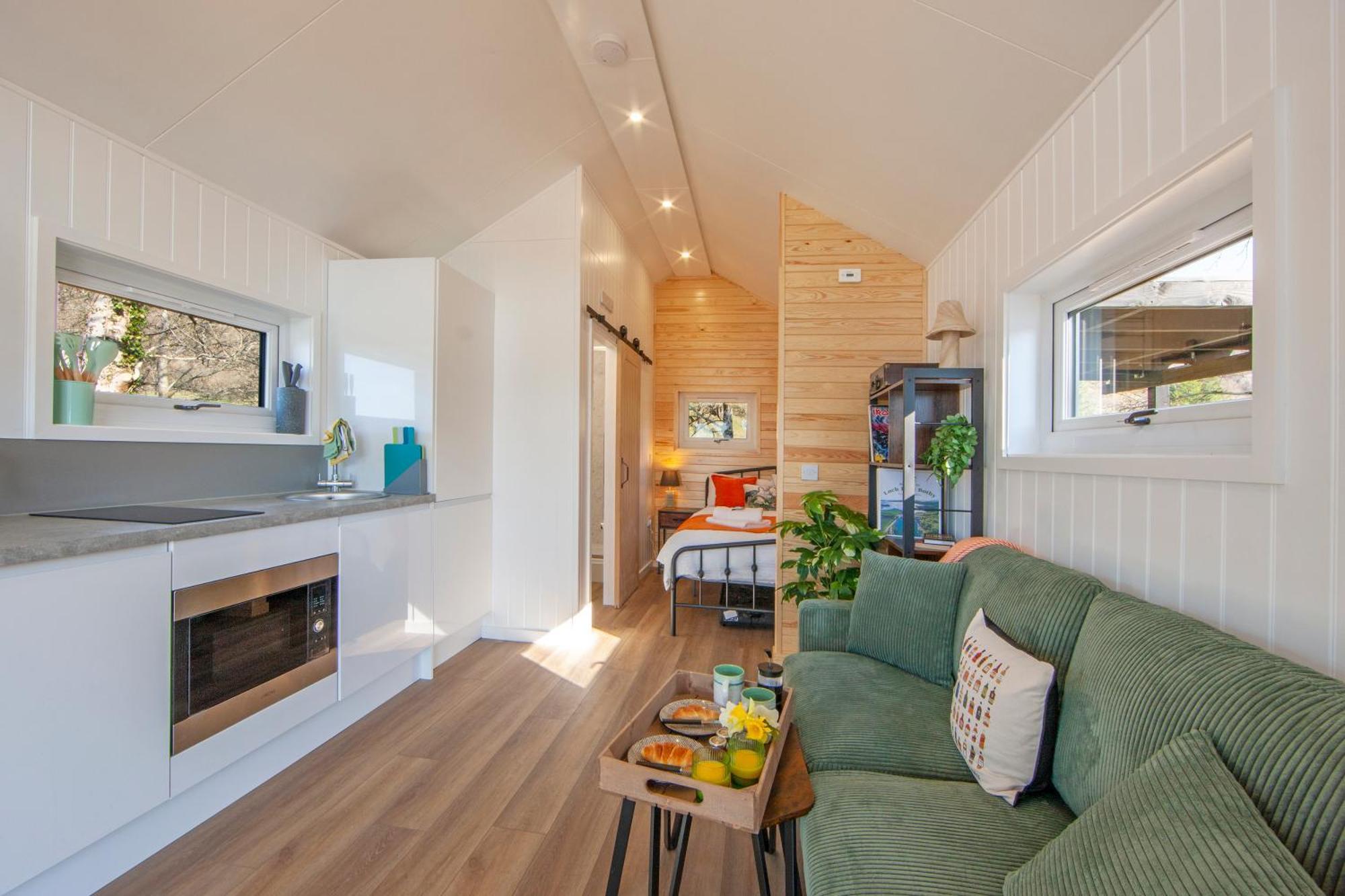Appin Holiday Homes -Caravans, Lodges, Shepherds Hut And Train Carriage Stays Exterior photo